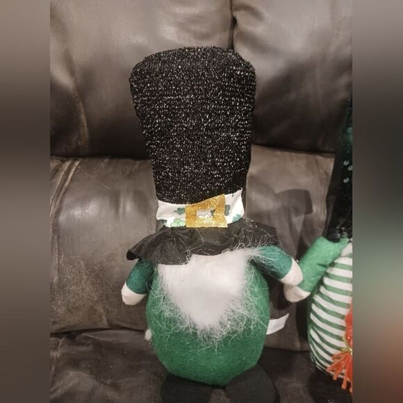 St. Patrick's Day Set of 4 Gnomes - Picture 2 of 5